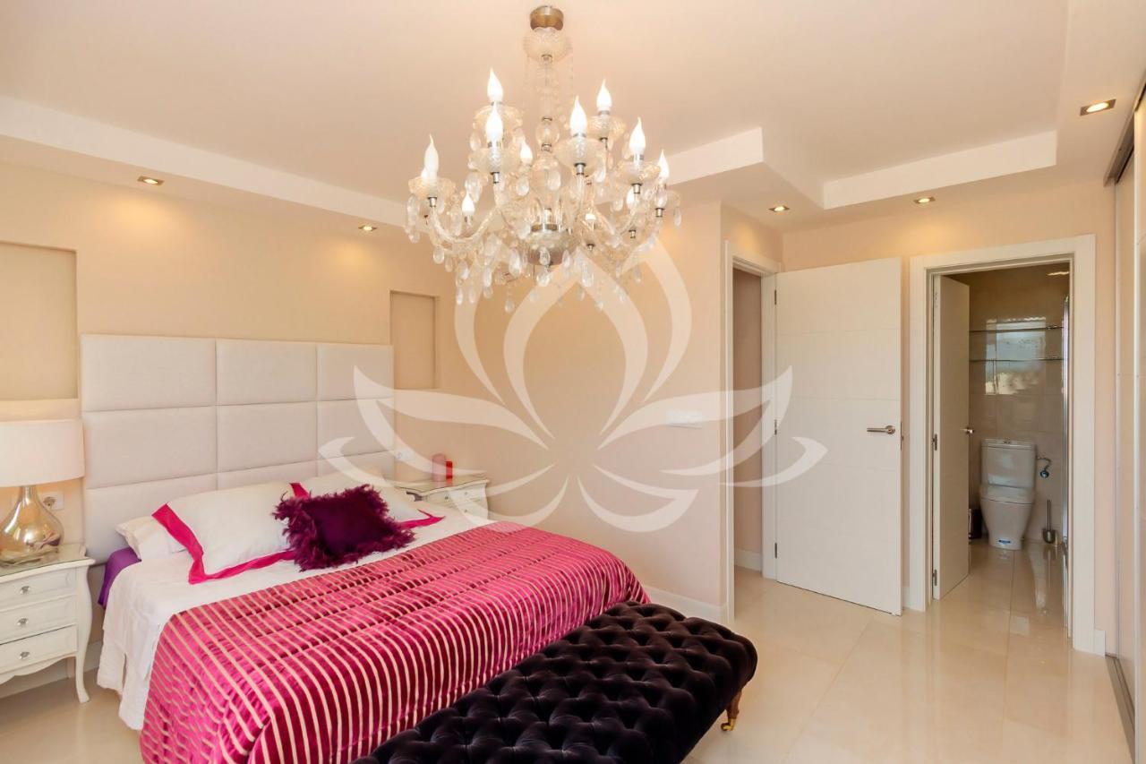 The White Apartment: Luxury, Beach And Design Valência Exterior foto